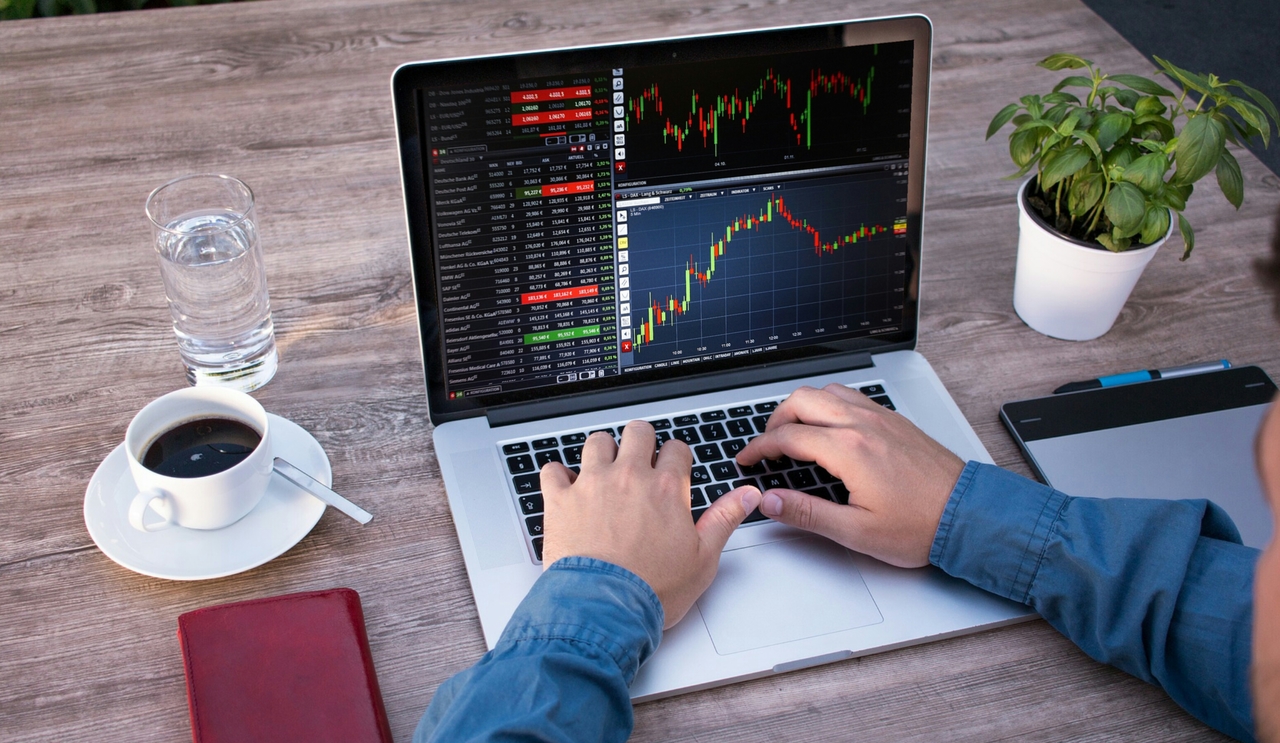 Algoritmik Trading: Dasar-dasar dan Strategi Sederhana untuk Pemula